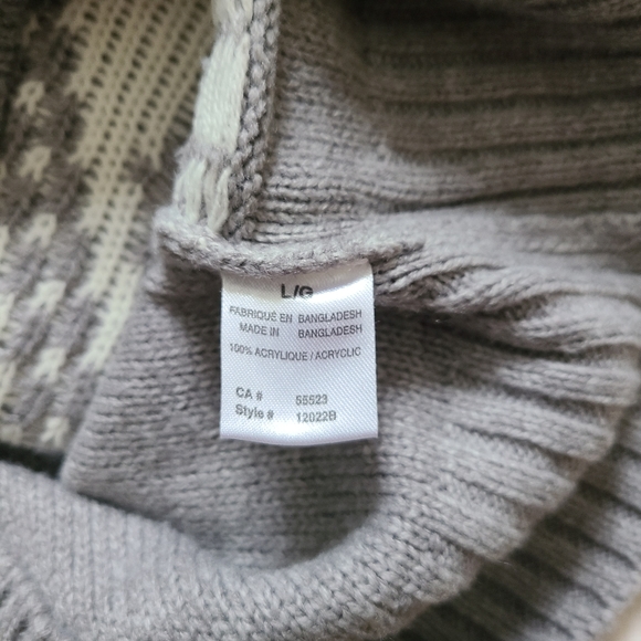 Knit Set Fashion Collection Women's Winter Holiday Grey Knit Sweater - Picture 10 of 14